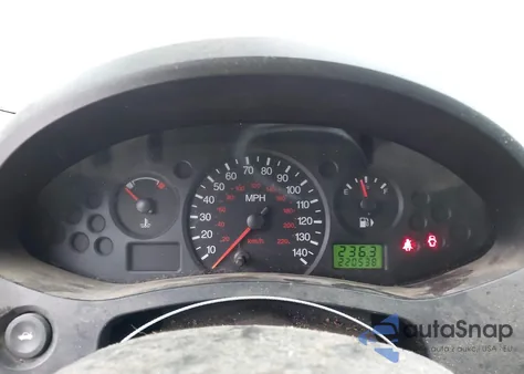 2007 Ford Focus S/Se/Ses from USA, damaged, VIN 1FAFP34N17W113997